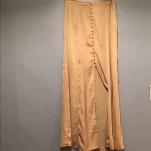 🚫SOLD🚫Beautiful Long Pink Skirt NWT